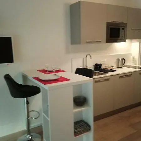 Sam Le Lezard Sarl Apartment *